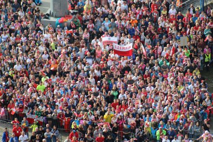 Kibice pod skocznią